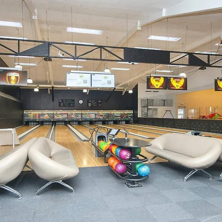 Ho Center 6-person 度假居