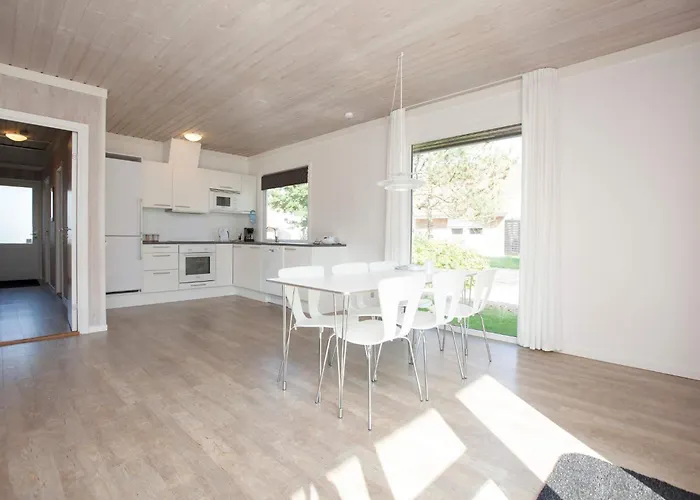 Ho Center 6-person Holiday home *