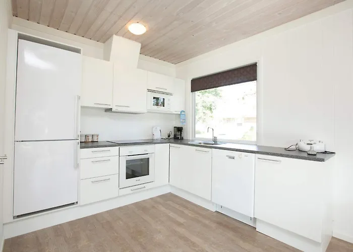 Ho Center 6-person *