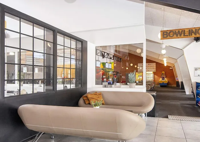 Ho Center 6-person * Blavand